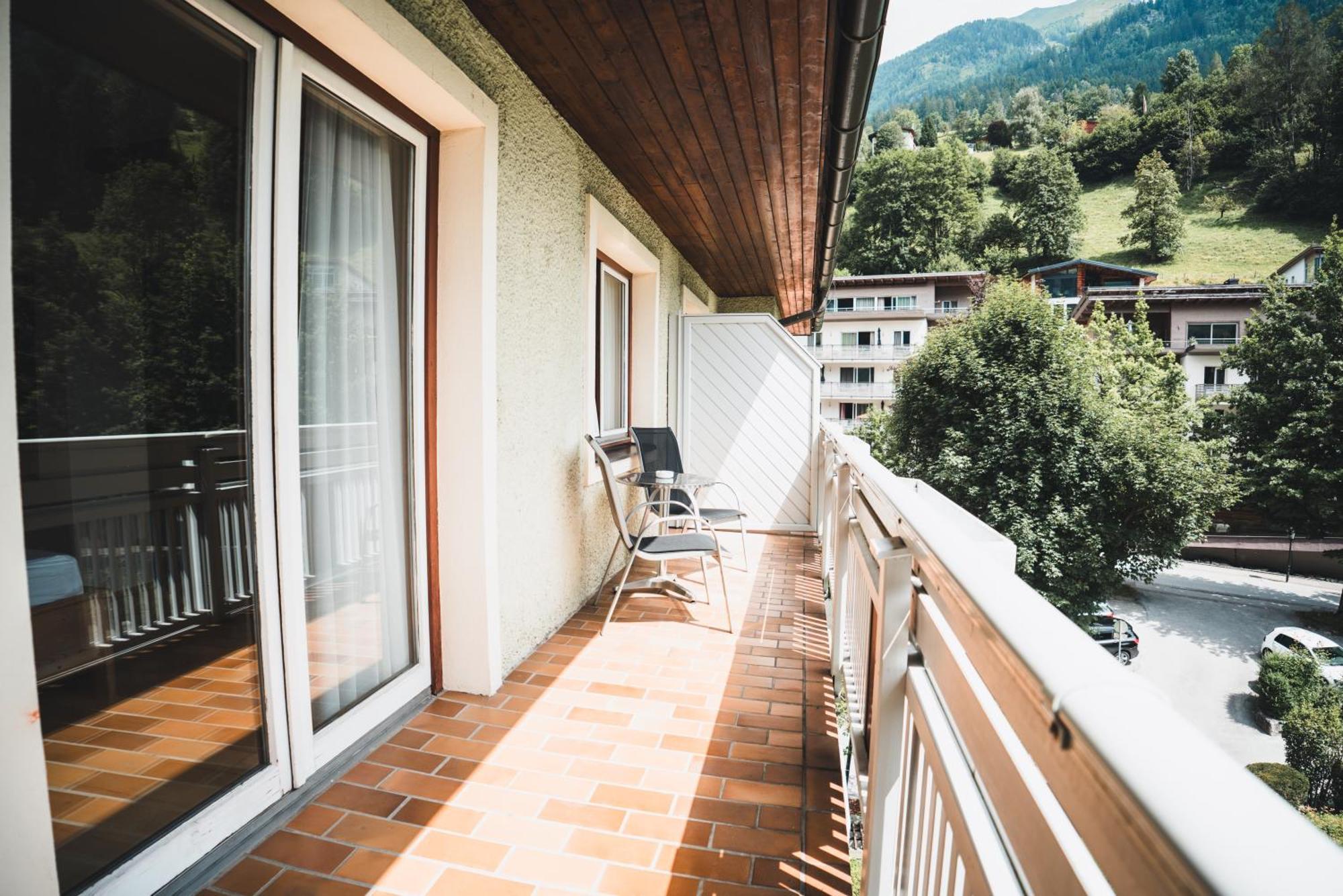Hotel Rauscher - Das Naturteichparadies Bad Hofgastein Exteriör bild